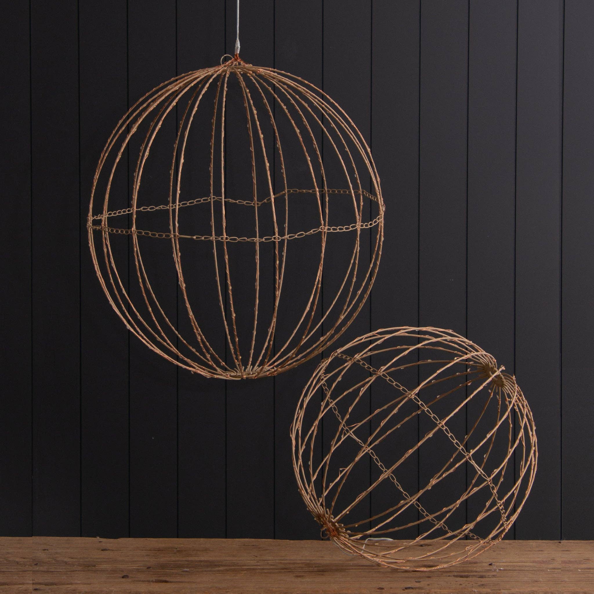 Led Foldable Light Spheres (Set Of 02)